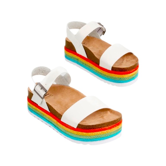 Modcloth Shoes - 🌻🌻 ModCloth True Colors Platform Sandals 🌻🌻